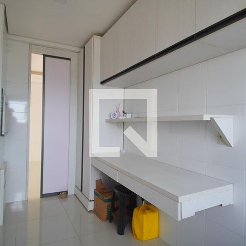 Apartamento à venda com 85m², 2 quartos e 2 vagasCozinha