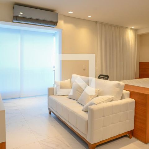 Studio à venda com 34m², 1 quarto e 1 vaga Studio à venda com 34m², 1 quarto e 1 vagaSala