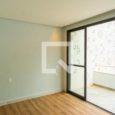 Casa à venda com 205m², 4 quartos e 2 vagas Casa à venda com 205m², 4 quartos e 2 vagasQuarto 1
