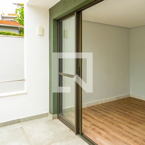 Casa à venda com 205m², 4 quartos e 2 vagas Casa à venda com 205m², 4 quartos e 2 vagasQuarto 1