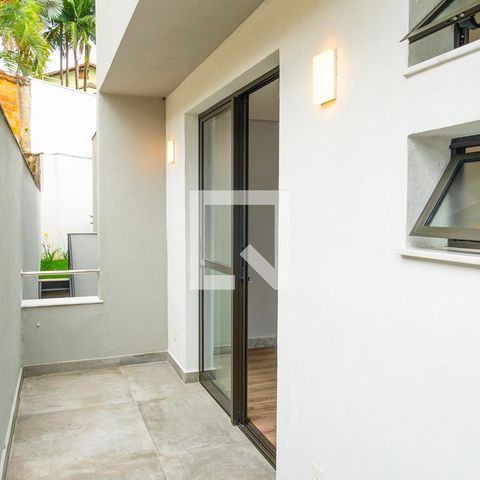 Casa à venda com 205m², 4 quartos e 2 vagas Casa à venda com 205m², 4 quartos e 2 vagasQuarto 3
