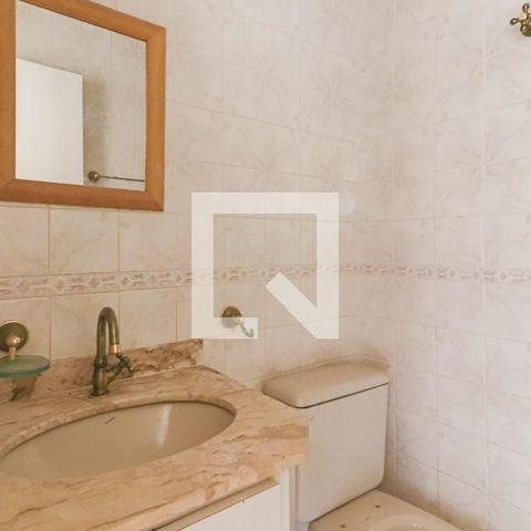 Casa de condomínio à venda com 80m², 2 quartos e 1 vaga Casa de condomínio à venda com 80m², 2 quartos e 1 vagaBanheiro