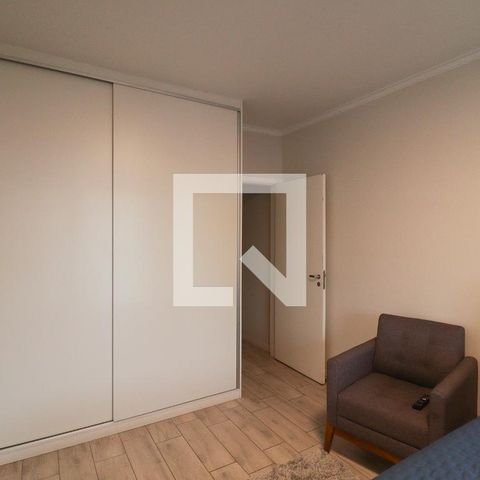Casa à venda com 300m², 3 quartos e 2 vagas Casa à venda com 300m², 3 quartos e 2 vagasSuíte