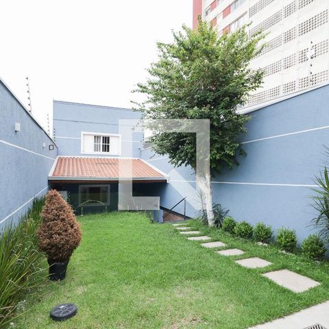 Casa à venda com 300m², 3 quartos e 2 vagas Casa à venda com 300m², 3 quartos e 2 vagasÁrea Externa