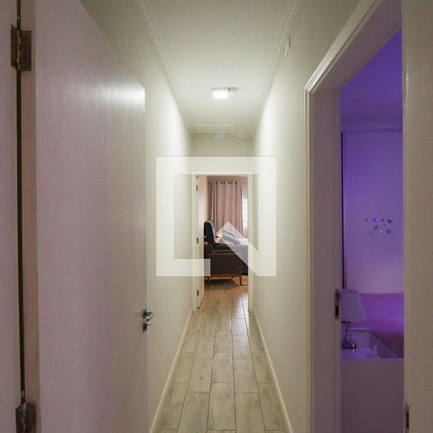 Casa à venda com 300m², 3 quartos e 2 vagas Casa à venda com 300m², 3 quartos e 2 vagasCorredor