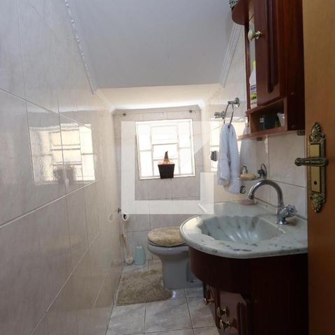 Casa à venda com 200m², 3 quartos e 2 vagasLavabo