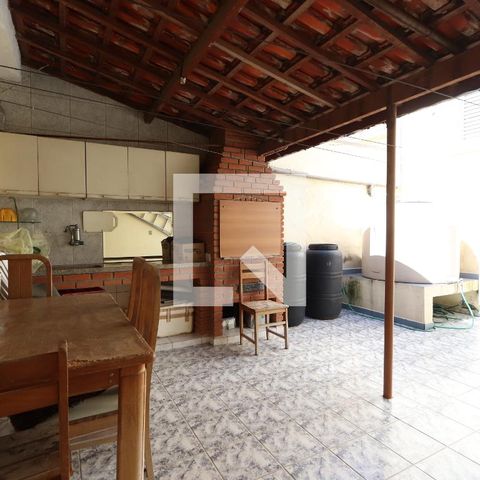 Casa à venda com 200m², 3 quartos e 2 vagasQuintal