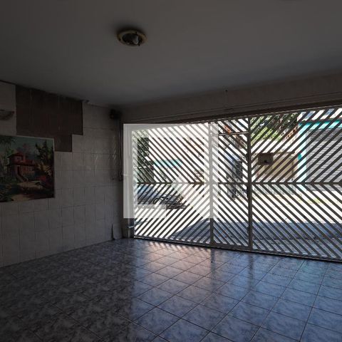 Casa à venda com 200m², 3 quartos e 2 vagasGaragem