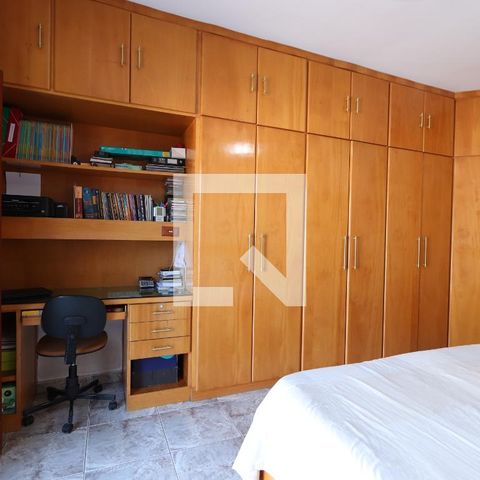 Casa à venda com 200m², 3 quartos e 2 vagasQuarto 1