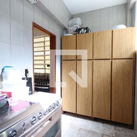 Casa à venda com 200m², 3 quartos e 2 vagasDespensa