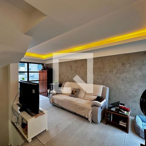 Casa de condomínio à venda com 105m², 1 quarto e 1 vaga Casa de condomínio à venda com 105m², 1 quarto e 1 vagaSala de Tv