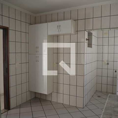 Apartamento à venda com 90m², 3 quartos e 2 vagasCozinha
