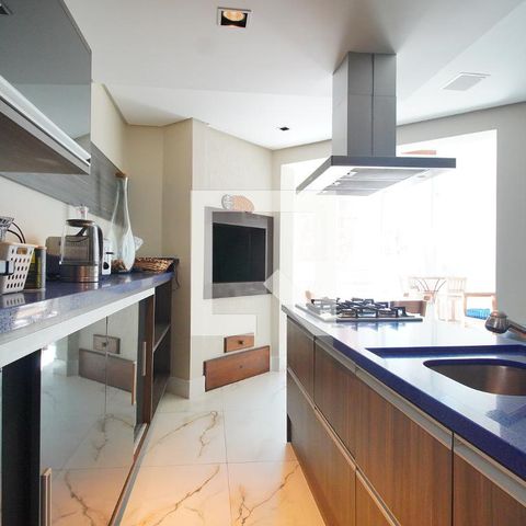 Casa para alugar com 500m², 3 quartos e 4 vagasCozinha