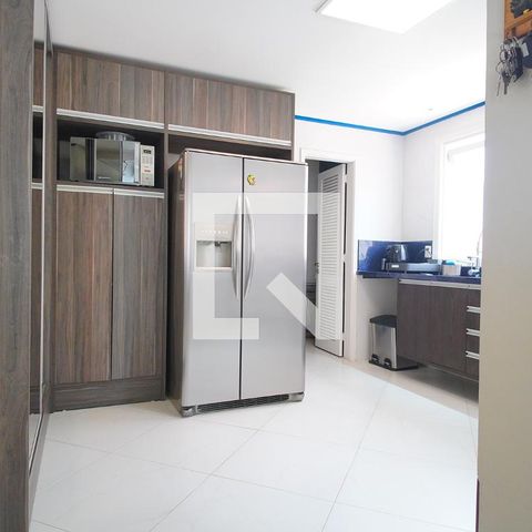 Casa para alugar com 500m², 3 quartos e 4 vagasCozinha