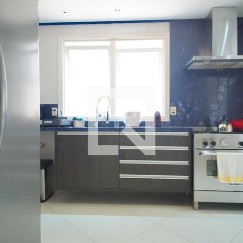 Casa para alugar com 500m², 3 quartos e 4 vagasCozinha