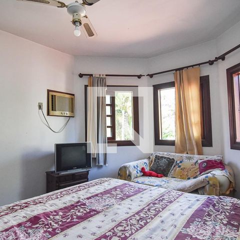 Casa à venda com 450m², 4 quartos e 3 vagasQuarto Suite 