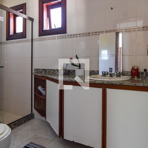 Casa à venda com 450m², 4 quartos e 3 vagasBanheiro
