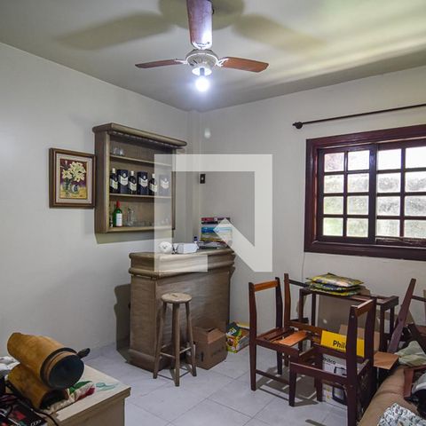 Casa à venda com 450m², 4 quartos e 3 vagasChurrasqueira