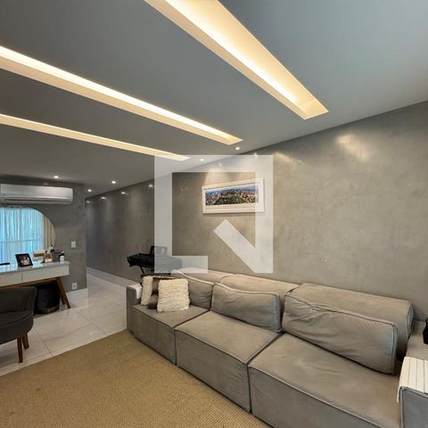 Apartamento à venda com 120m², 3 quartos e 2 vagas Apartamento à venda com 120m², 3 quartos e 2 vagasSala