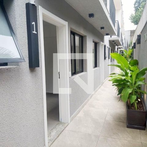 Casa à venda com 95m², 2 quartos e 1 vaga