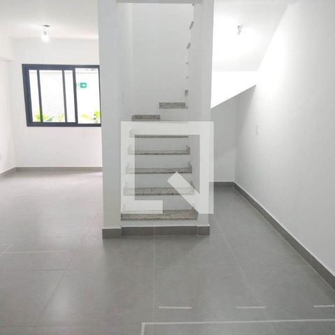 Casa à venda com 95m², 2 quartos e 1 vaga