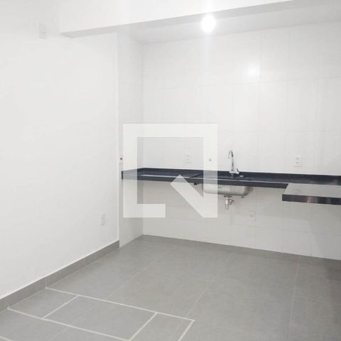 Casa à venda com 95m², 2 quartos e 1 vaga
