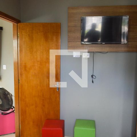 Casa à venda com 45m², 1 quarto e sem vaga Casa à venda com 45m², 1 quarto e sem vagaQuarto