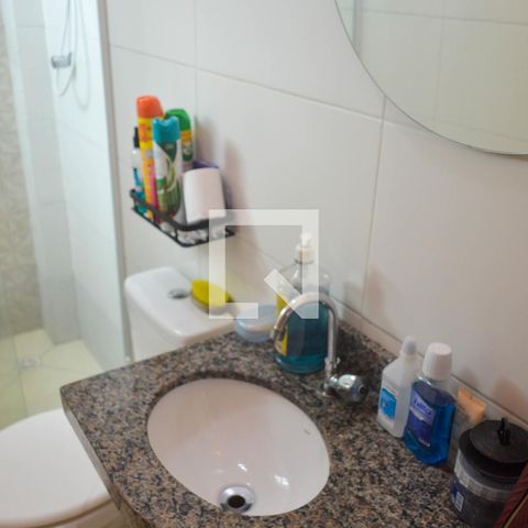 Casa à venda com 45m², 1 quarto e sem vaga Casa à venda com 45m², 1 quarto e sem vagaBanheiro