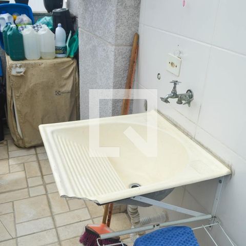 Casa à venda com 45m², 1 quarto e sem vaga Casa à venda com 45m², 1 quarto e sem vagaÁrea de Serviço