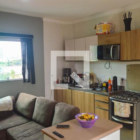 Casa à venda com 45m², 1 quarto e sem vaga Casa à venda com 45m², 1 quarto e sem vagaSala