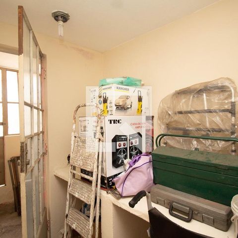 Casa à venda com 140m², 4 quartos e 3 vagasSalão - Quarto