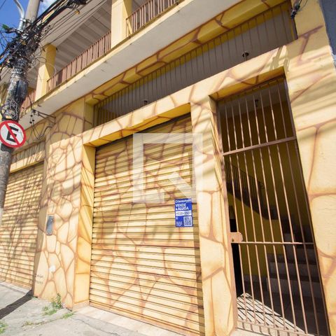 Casa à venda com 140m², 4 quartos e 3 vagasFachada