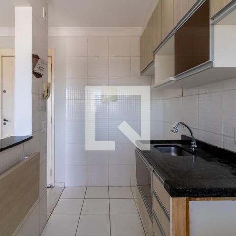 Apartamento à venda com 45m², 2 quartos e 1 vaga Apartamento à venda com 45m², 2 quartos e 1 vagaCozinha