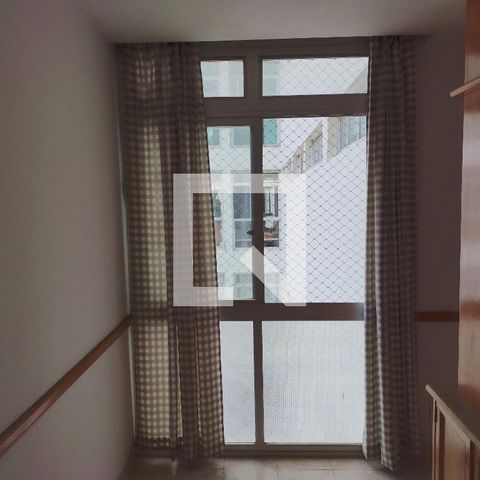 Apartamento à venda com 243m², 3 quartos e 2 vagasCozinha