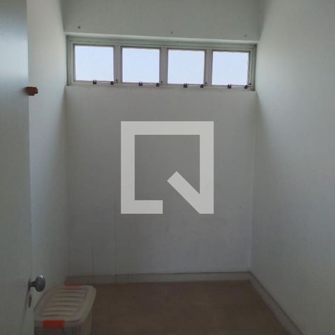 Apartamento à venda com 243m², 3 quartos e 2 vagasBanheiro da Área de Serviço