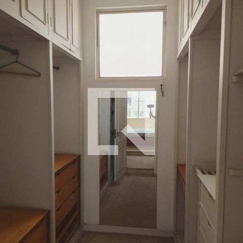 Apartamento à venda com 243m², 3 quartos e 2 vagasCloset do quarto 4