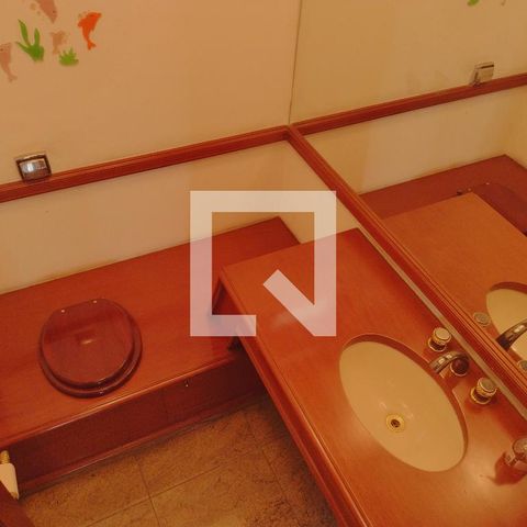 Apartamento à venda com 243m², 3 quartos e 2 vagasBanheiro