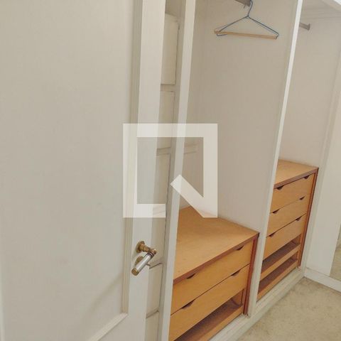Apartamento à venda com 243m², 3 quartos e 2 vagasCloset do quarto 4