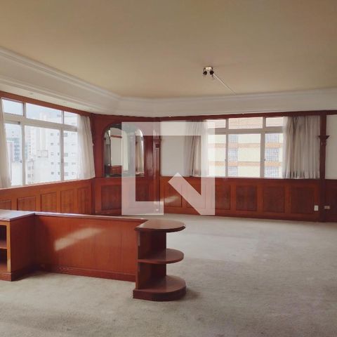 Apartamento à venda com 243m², 3 quartos e 2 vagasSala
