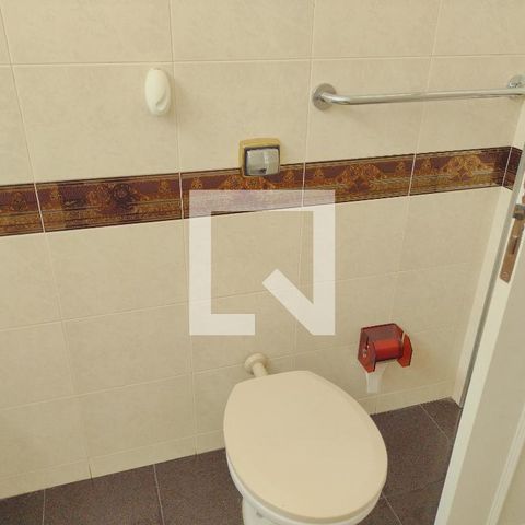 Apartamento à venda com 243m², 3 quartos e 2 vagasBanheiro do Quarto 4