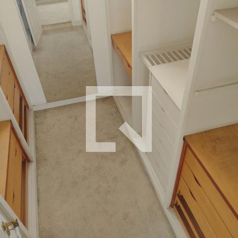 Apartamento à venda com 243m², 3 quartos e 2 vagasCloset do quarto 4