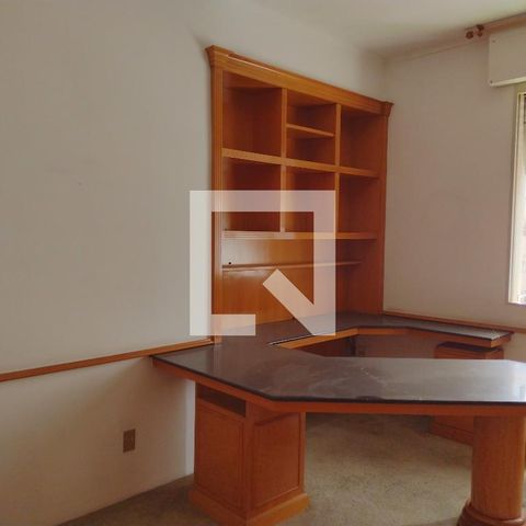 Apartamento à venda com 243m², 3 quartos e 2 vagasQuarto