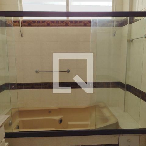 Apartamento à venda com 243m², 3 quartos e 2 vagasBanheiro