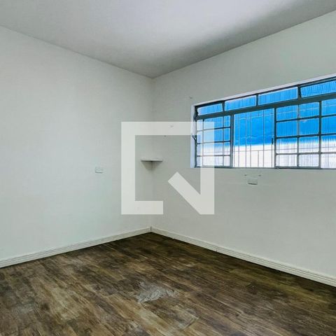 Casa à venda com 250m², 3 quartos e 3 vagas Casa à venda com 250m², 3 quartos e 3 vagasQuarto 1