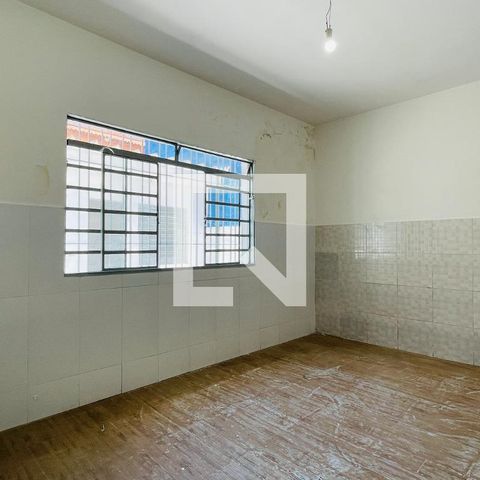 Casa à venda com 250m², 3 quartos e 3 vagas Casa à venda com 250m², 3 quartos e 3 vagasQuarto 3