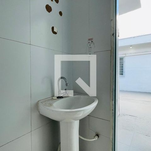 Casa à venda com 250m², 3 quartos e 3 vagas Casa à venda com 250m², 3 quartos e 3 vagasBanheiro 3