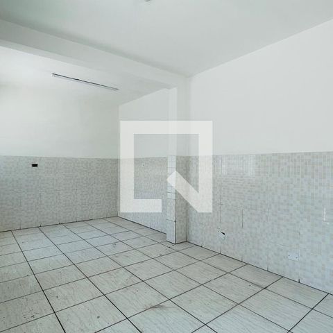 Casa à venda com 250m², 3 quartos e 3 vagas Casa à venda com 250m², 3 quartos e 3 vagasEdícula