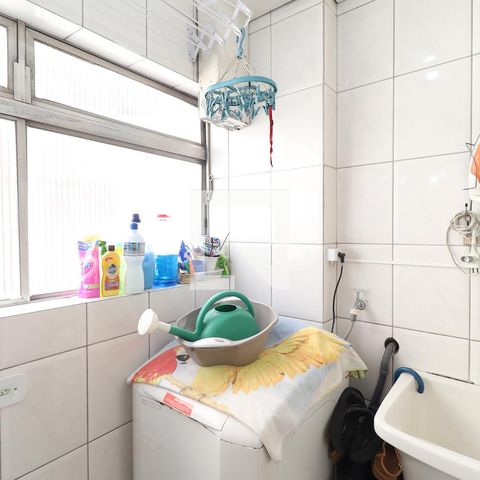 Apartamento à venda com 79m², 2 quartos e 1 vaga Apartamento à venda com 79m², 2 quartos e 1 vagaÁrea de serviço