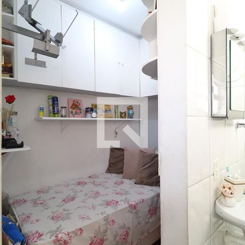 Apartamento à venda com 79m², 2 quartos e 1 vaga Apartamento à venda com 79m², 2 quartos e 1 vagaBanheiro / Quarto de serviço