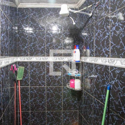 Casa à venda com 105m², 3 quartos e 1 vagaBanheiro